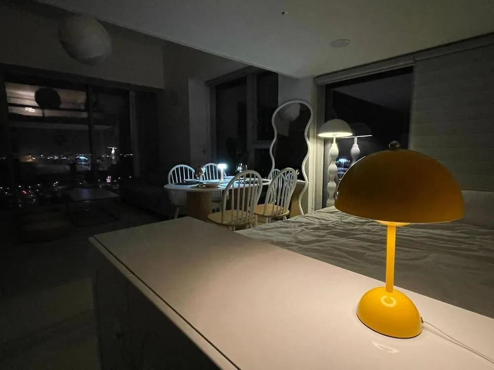Yeongjongdo In The Moon Room 4 Incheon Guest house
